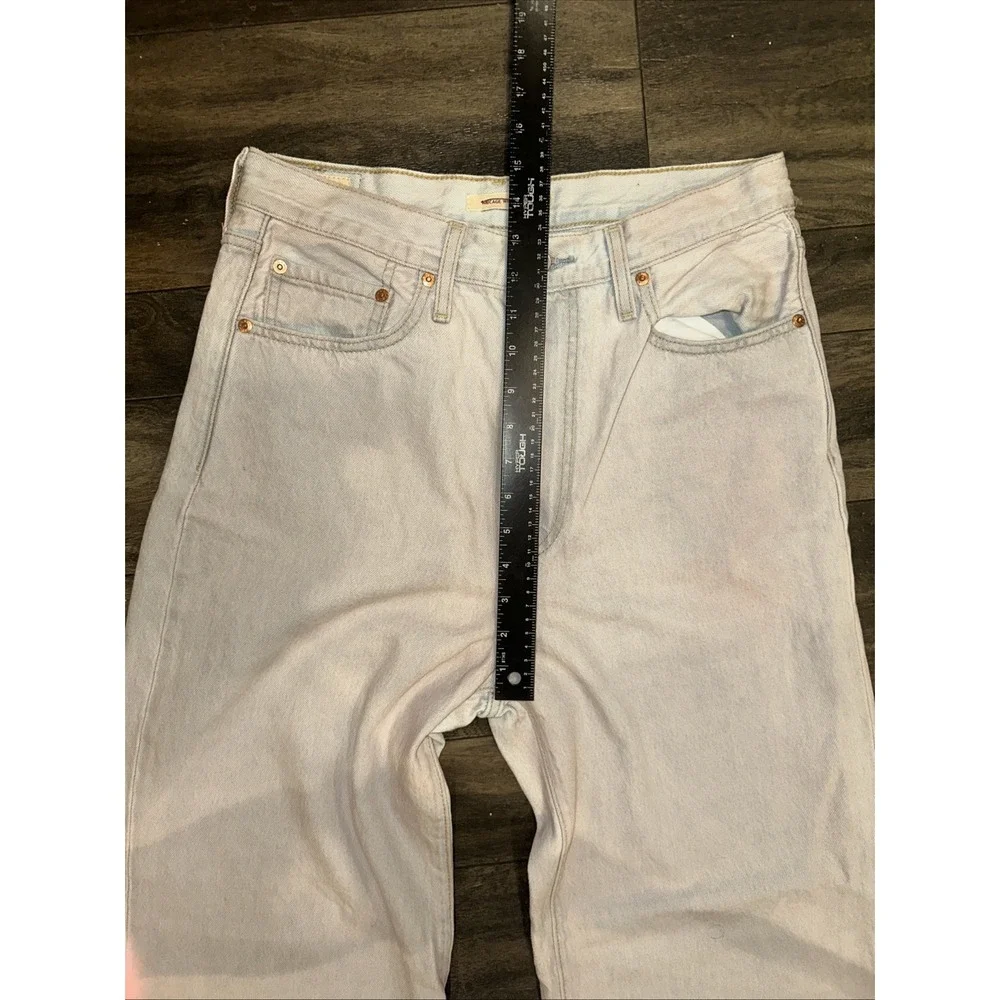 Levis used very